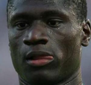CAN 2012 - Sénégal: Guirane tombe en syncope, Niang boxe un supporter