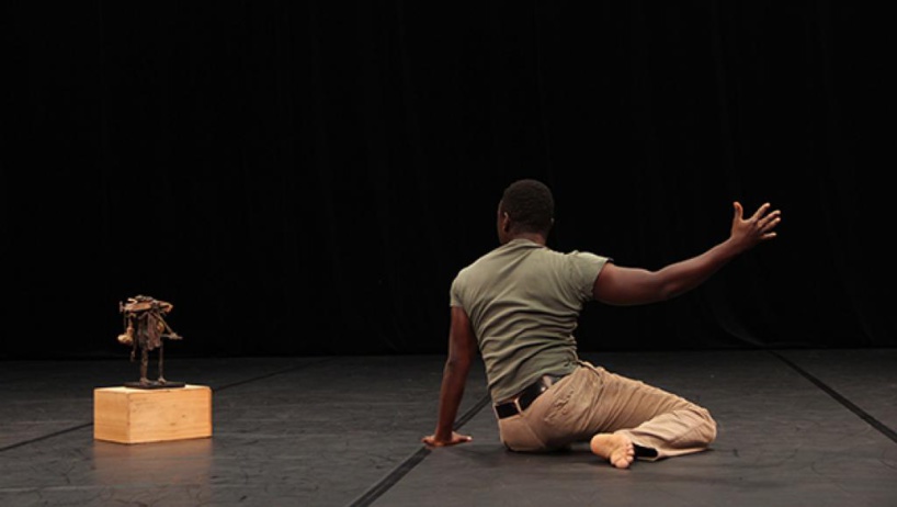 «Errances» aux Francophonies, avec le danseur burkinabè Auguste Ouédraogo