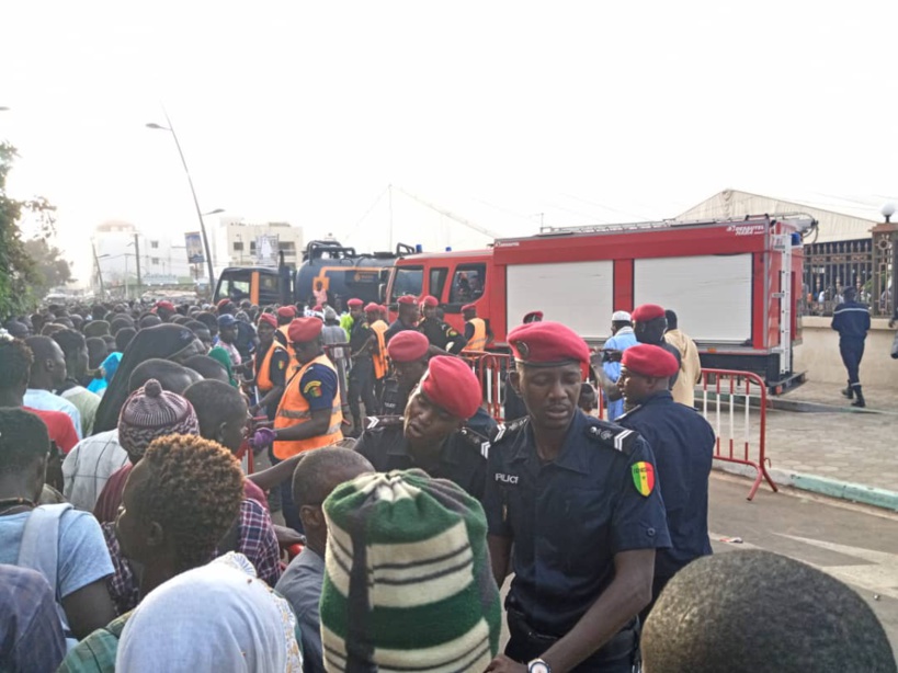 Sécurité de l’inauguration Massalikoul Jinaan: les drones et la docilité des fidèles ont aidé la police Sécurité de l’inauguration Massalikoul Jinaan: les drones et la docilité des fidèles ont aidé la police