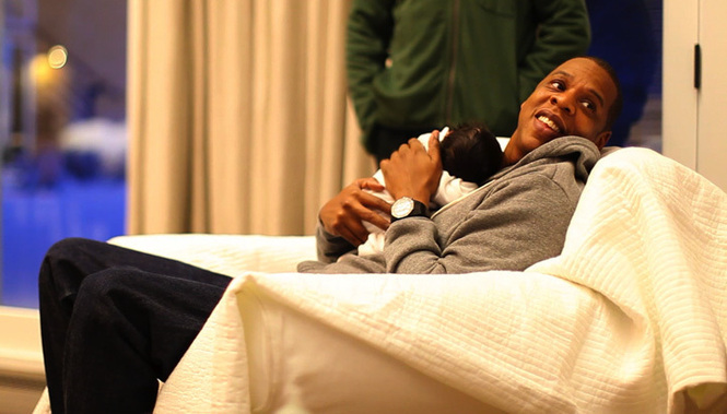 Photos- Beyoncé et Jay-Z présentent fièrement Blue Ivy