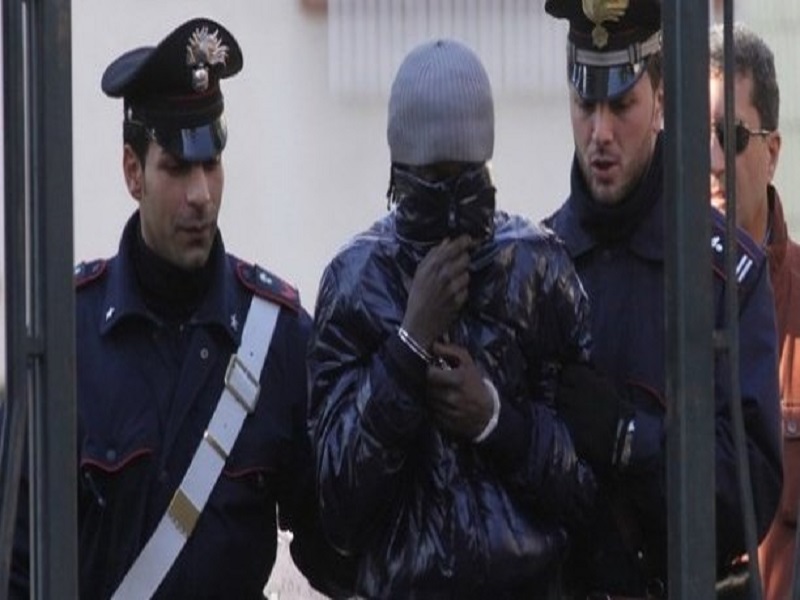 Italie : un Sénégalais tombe dans un train avec 285 g de drogue