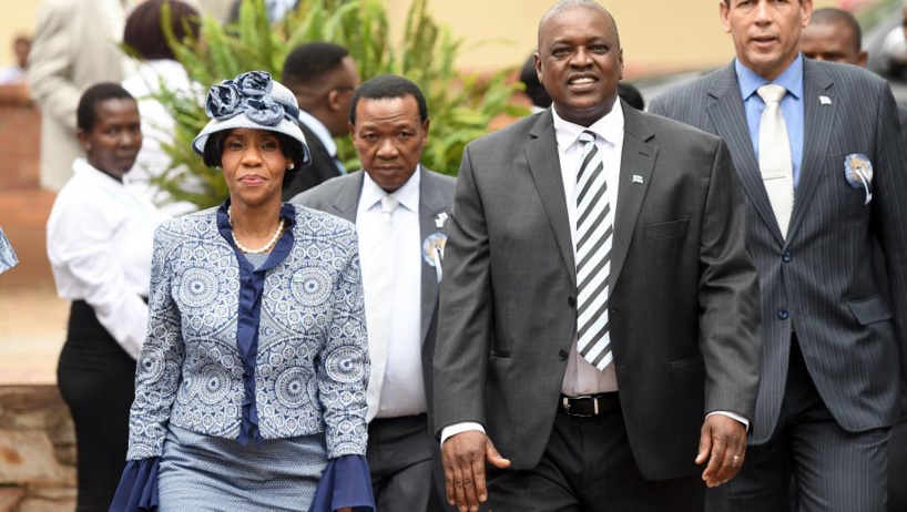 Au Botswana, le président sortant Mokgweetsi Masisi remporte les élections Au Botswana, le président sortant Mokgweetsi Masisi remporte les élections