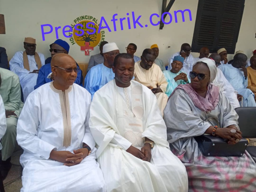 (Images) Hôpital principal: plusieurs autorités amis et proches présents à la levée du corps du fils de ABC (Images) Hôpital principal: plusieurs autorités amis et proches présents à la levée du corps du fils de ABC