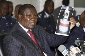 Ousmane Ngom rappelle la liberté de manifester et réitère son interdiction sur une portion de Dakar