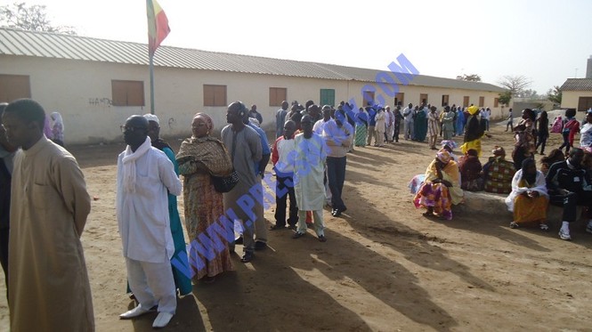 Sénégal - présidentielle Reportage photos du scrutin: Grande mobilisation citoyenne des électeurs