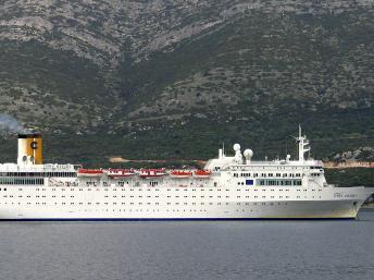 Image d'archives du Costa Allegra. REUTERS/Stringer/Files