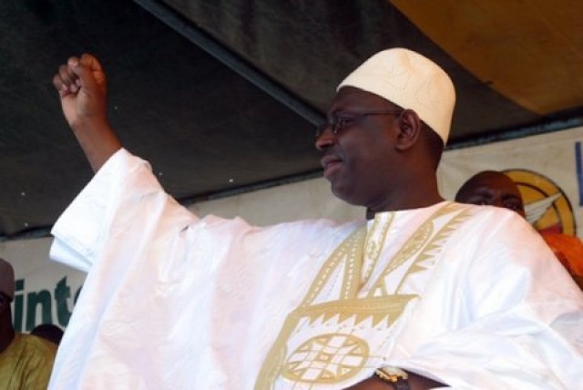 Second tour présidentielle 2012 : Macky Sall "drague" Amadou Makhtar Mbow et les "assisards"