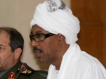 Abdel Rahim Mohammed Hussein lors d'une conférence de presse à Khartoum, le 7 mars 2008. AFP PHOTO/ISAM AL-HAJ