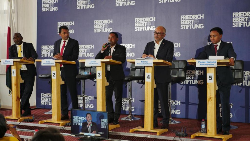 Madagascar: débat télévisé pour les cinq candidats à la mairie d’Antananarivo Madagascar: débat télévisé pour les cinq candidats à la mairie d’Antananarivo