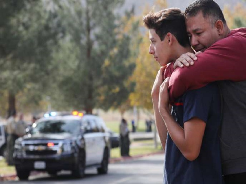 Etats-Unis : fusillade meurtrière dans un lycée près de Los Angeles