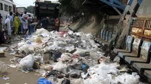 Grève des agents de nettoiement depuis 48 heures : Dakar amochi par les ordures
