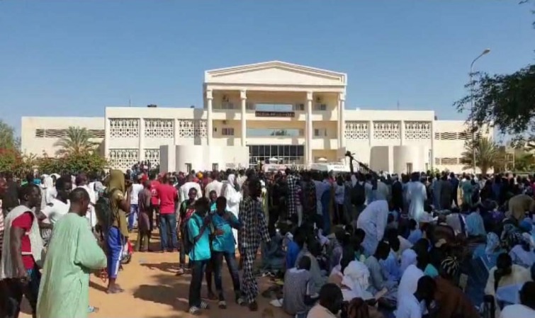 Louga: l'affaire mise en délibéré le 4 décembre, les populations défoncent la porte du tribunal pour libérer Cheikhouna Gueye