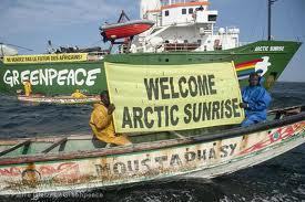 Pêche: Greenpeace exige à Khouraichi Thiam l'annulation immédiate des autorisation de pêche allouées aux chalutiers étrangers