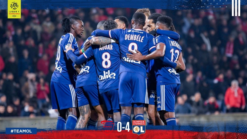 #Ligue1 - Lyon se relance en corrigeant Nîmes (4-0) #Ligue1 - Lyon se relance en corrigeant Nîmes (4-0)