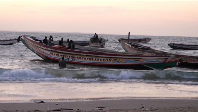 Gambie: les survivants du naufrage au large de la Mauritanie de retour chez eux