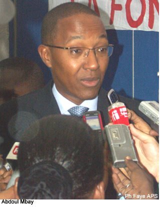 Abdoul Mbaye Un banquier à la primature ( biographie )