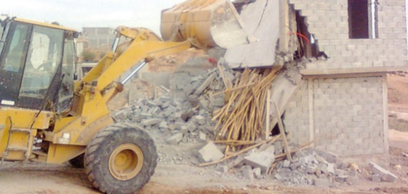 Destruction des habitations à Saint-Louis: les habitants soupçonnent un deal entre l'Etat et les multinationales venues pour le gaz Destruction des habitations à Saint-Louis: les habitants soupçonnent un deal entre l'Etat et les multinationales venues pour le gaz