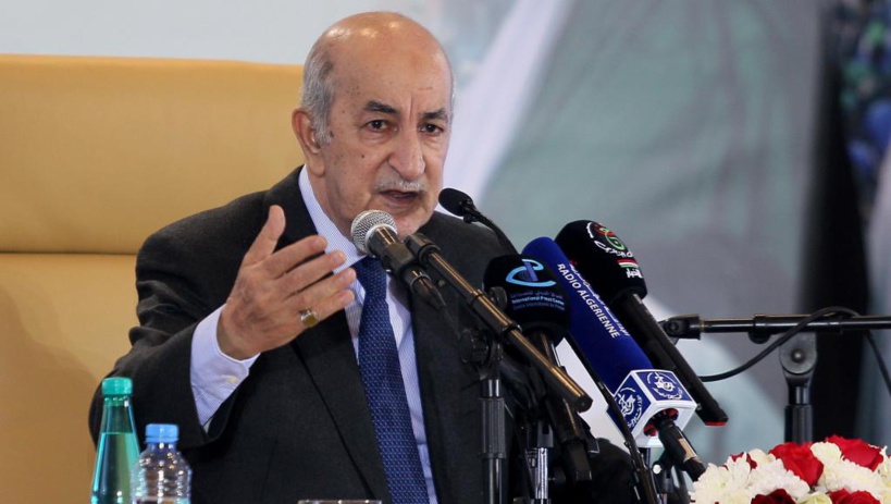 Le nouveau président algérien Abdelmadjid Tebboune a donné une conférence de presse ce vendredi à Alger. Il a annoncé vouloir tendre la main au mouvement de contestation. Et changer la Constitution.