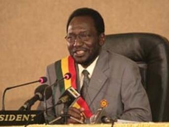 Dioncounda Traoré va devenir officiellement président du Mali par intérim, ce jeudi 12 avril 2012. bamanet.net