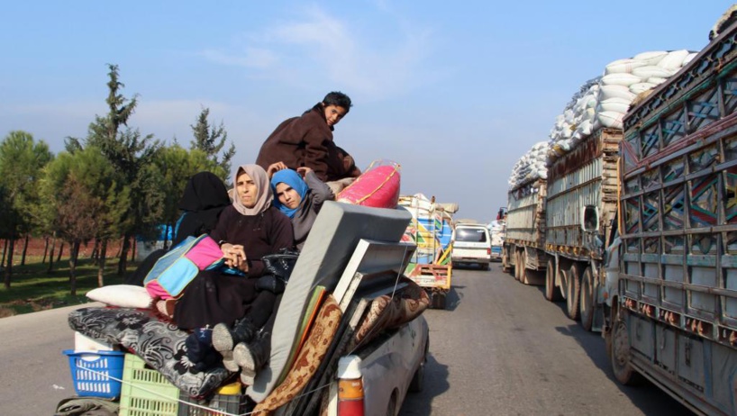 Syrie: les civils de la région d'Idleb assiégés et bombardés