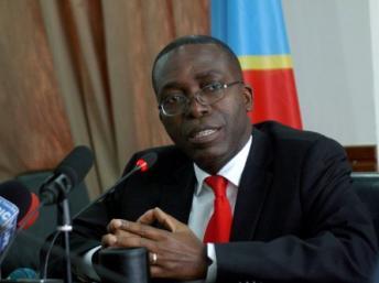 Le nouveau Premier ministre de RDC, Augustin Matata Ponyo, s'adressant à la presse à Kinshasa, le 19 avril 2012 au lendemain de sa nomination. AFP / Junior D. Kannah