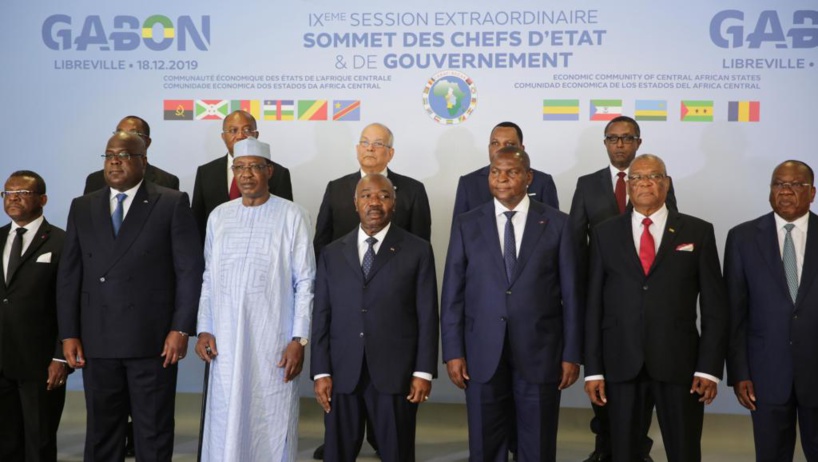 Gabon: polémique sur la signature d'Ali Bongo lors du sommet de la CEEAC