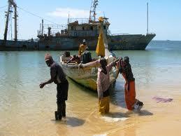 Conflit maritime : Pape Diouf annonce la suspension des accords de pêche