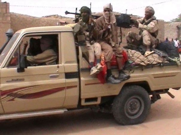 Mali: les islamistes d'Aqmi et d'Ansar Dine profanent le mausolée d'un des saints de Tombouctou