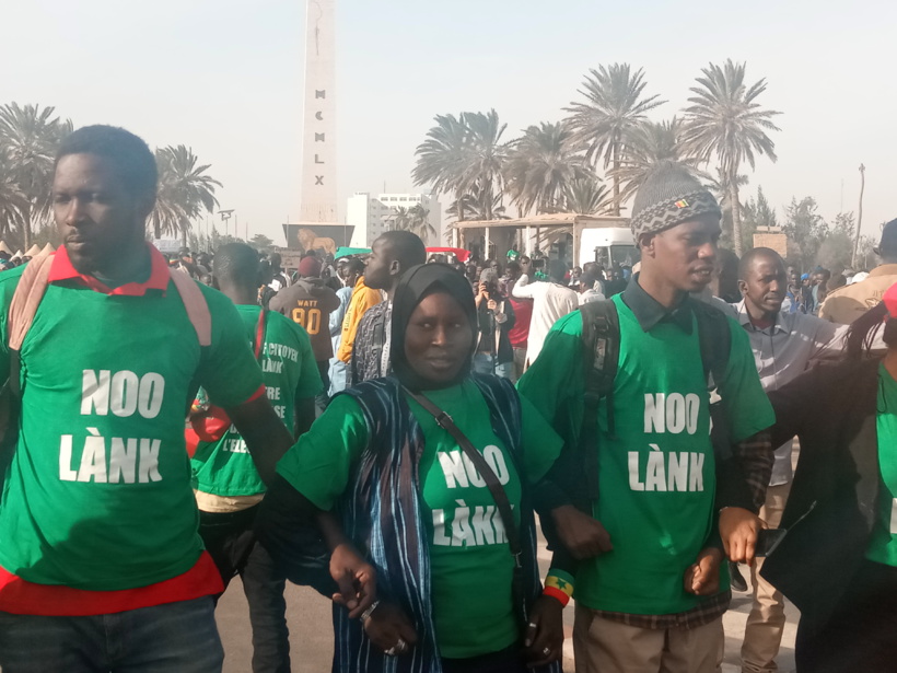 Manifestation contre la hausse injustifiée du prix de l'électricité : la déclaration finale du Collectif Noo Lank Manifestation contre la hausse injustifiée du prix de l'électricité : la déclaration finale du Collectif Noo Lank