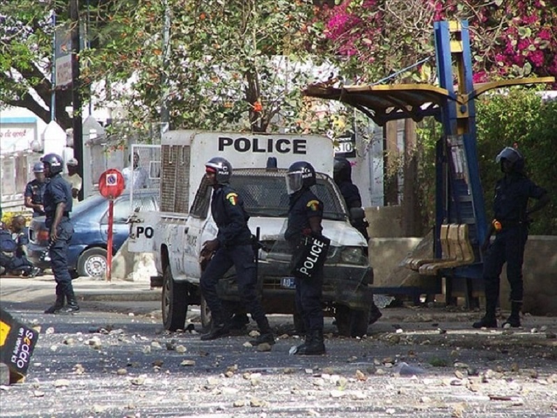 Violents affrontements à l’Université de Bambey: deux policiers blessés et évacués à l'hôpital