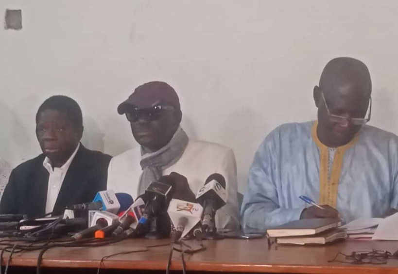 L'Intersyndicale des travailleurs des Collectivités locales suspend sa grève générale L'Intersyndicale des travailleurs des Collectivités locales suspend sa grève générale