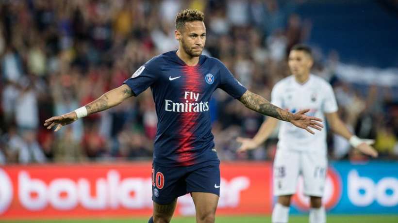 Pas de Barça ni de Réal pour Neymar: le PSG prépare son contrat de prolongation