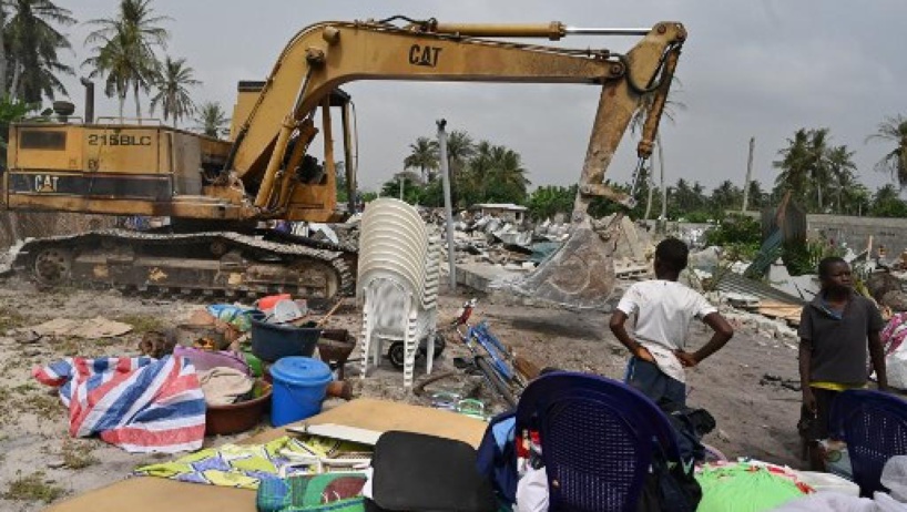 Côte d'Ivoire: les destructions autour de l'aéroport ont commencé