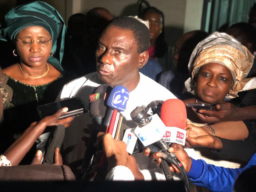 Crise scolaire: le ministre Cheikh Kanté et les enseignants ne parlent pas le même langage Crise scolaire: le ministre Cheikh Kanté et les enseignants ne parlent pas le même langage