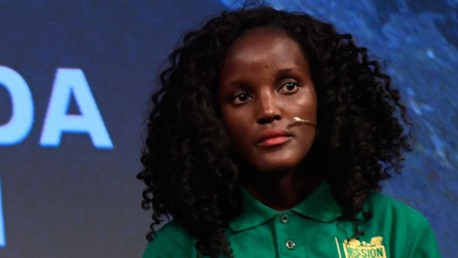 A Davos, une militante du climat dénonce une culture photographique "raciste"