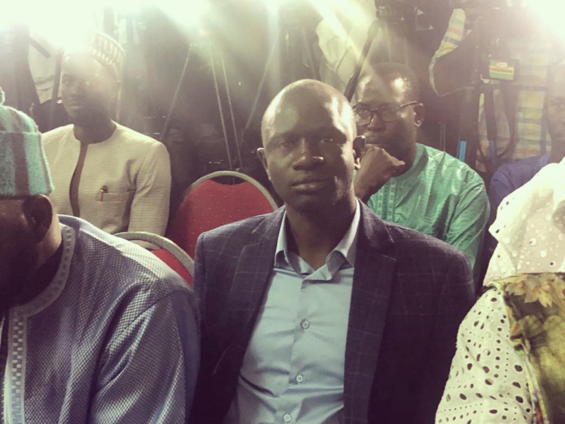 Sonko, Khalifa Sall, Abdoul Mbaye, Déthié Fall..., présents à la cérémonie de dédicace du livre de Pape Alé (IMAGES) Sonko, Khalifa Sall, Abdoul Mbaye, Déthié Fall..., présents à la cérémonie de dédicace du livre de Pape Alé (IMAGES)