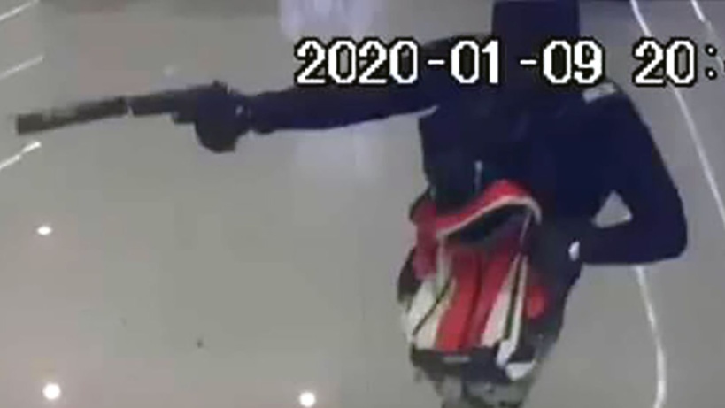 Un militaire tue au moins 15 personnes et prend des otages en Thaïlande