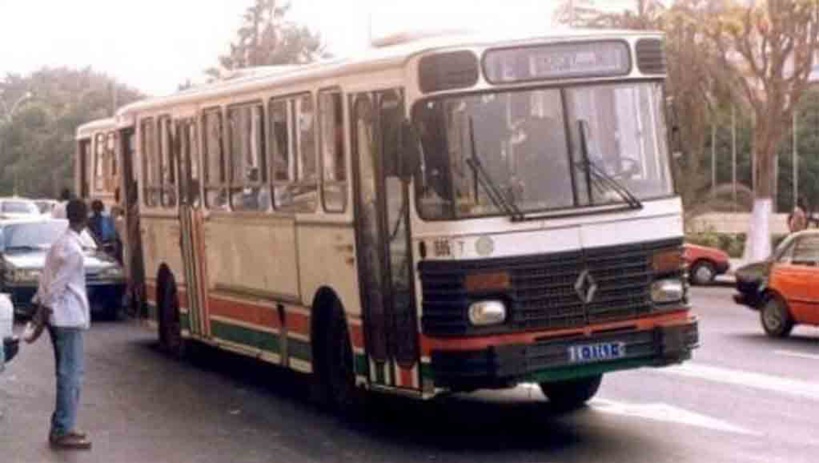 Non paiement de leurs indemnités: les ex-travailleurs de la défunte société SOTRAC menacent d'aller manifester devant le Palais Non paiement de leurs indemnités: les ex-travailleurs de la défunte société SOTRAC menacent d'aller manifester devant le Palais