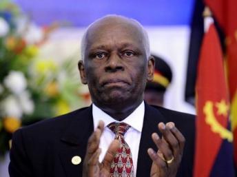 Les élections se dérouleront le 31 août prochain, trois jours après le 70e anniversaire de José Eduardo Dos Santos (ici en août 2011). AFP PHOTO / STEPHANE DE SAKUTIN