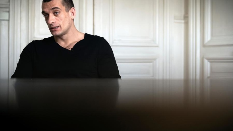 Après la plainte de Griveaux, Piotr Pavlenski et sa compagne placés en garde à vue Après la plainte de Griveaux, Piotr Pavlenski et sa compagne placés en garde à vue