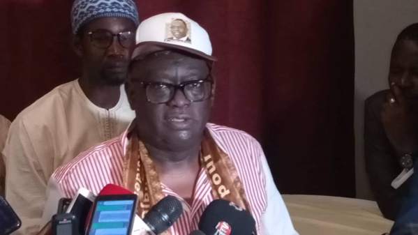 Présidentielle 2024 : Me El Hadji Diouf anticipe en annonçant sa candidature Présidentielle 2024 : Me El Hadji Diouf anticipe en annonçant sa candidature