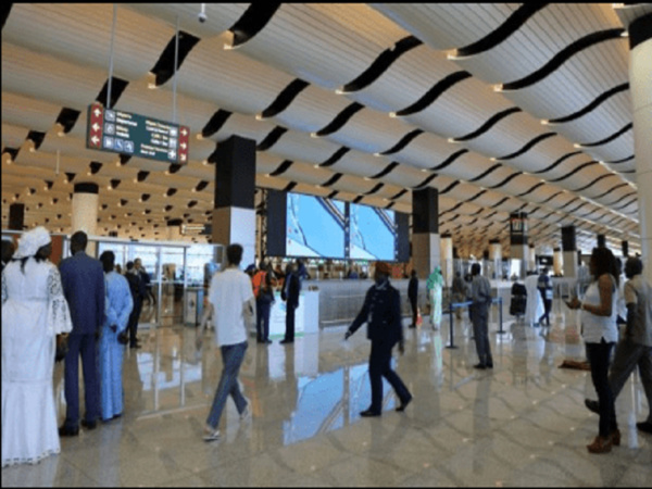 AIBD: encore un Gambien suspecté de coronavirus, envoyé à l'hôpital Fann