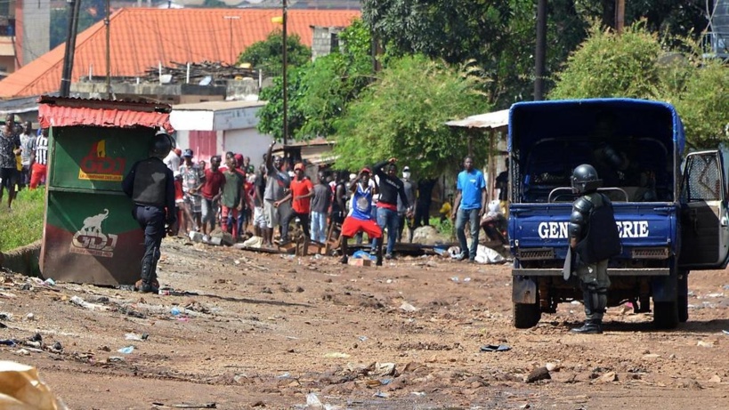 Deux leaders du FNDC arrêtés en Guinée: des «pratiques illégales» selon leur avocat Deux leaders du FNDC arrêtés en Guinée: des «pratiques illégales» selon leur avocat
