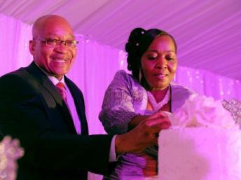 Le président sud-africain Jacob Zuma lors de son mariage avec sa quatrième épouse, Bongi Ngema, le 20 avril 2012 AFP PHOTO / SOUTH AFRICA GOVERNMENT / Elmond Jiyane