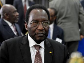 RFI a appris ce mardi 5 juin 2012 l'ouverture d'une enquête pour tentative d'assassinat sur la personne du président malien de transition Dioncounda Traoré. AFP PHOTO / SEYLLOU