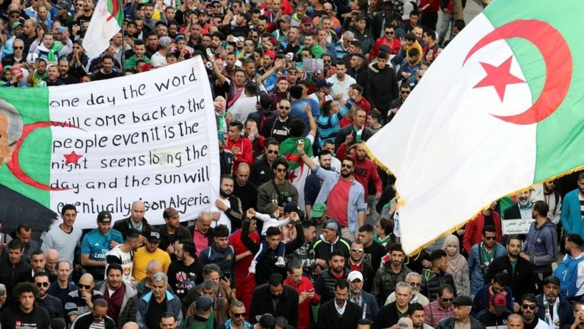 Algérie: Karim Tabbou, figure du Hirak, condamné à un an de prison Algérie: Karim Tabbou, figure du Hirak, condamné à un an de prison