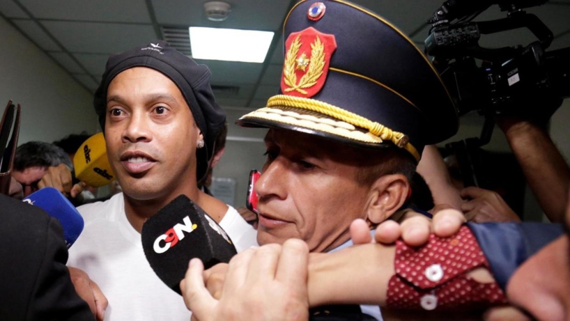 Les ennuis se poursuivent pour Ronaldinho Les ennuis se poursuivent pour Ronaldinho
