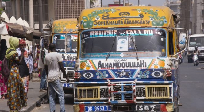 Transports en Commun, Anarchie dans les salons et "Tangana": Les mauvaises habitudes des Sénégalais ont la peau dure