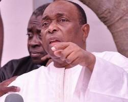 Jean Paul Dias tire sur Youssou Ndour : "Sa présence dans le gouvernement fait désordre"