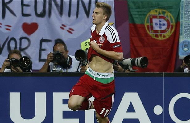 Euro 2012: L'UEFA mate le caleçon de Bendtner